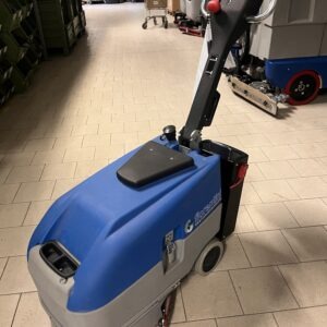 Lavapavimenti Delux 350 usata